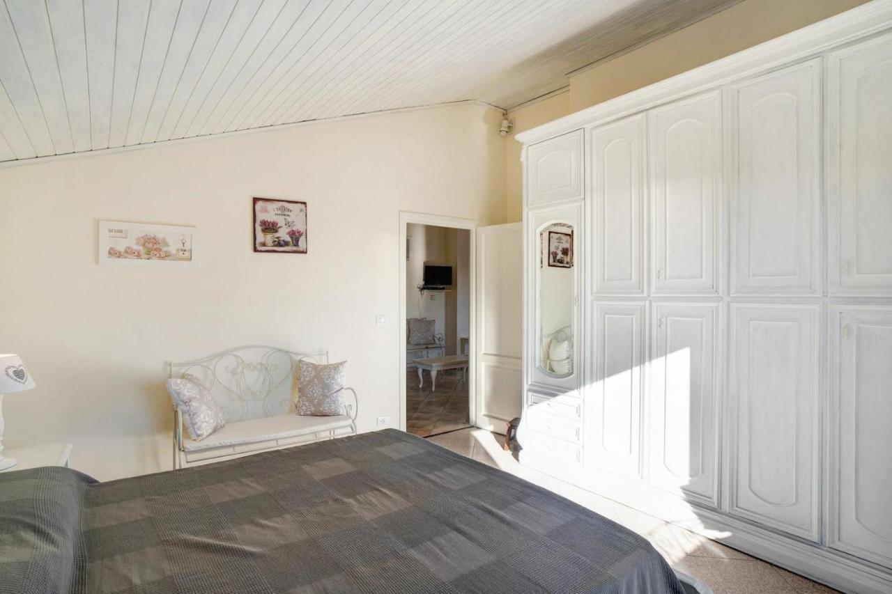 Apartamento Le Casasse Imperia Exterior foto
